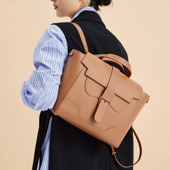 LIKE NEW SENREVE MIDI MAESTRA CONVERTIBLE BACKPACK BAG PEBBLED CHESTNUT GOLD - Picture 2 of 12